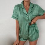 Pijama dama scurta satin FITINT Luna 2 piese cu nasturi Verde 2023 9