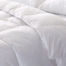 Lenjerie de pat Kotonia Home Hotel - 2 persoane, 100% bumbac, Damasc Saten - cearsaf de pat 220x240, husa pentru pilota 180x200 si 2 fete de perna 50x70 cm, latime dungi 1 cm 2023 7